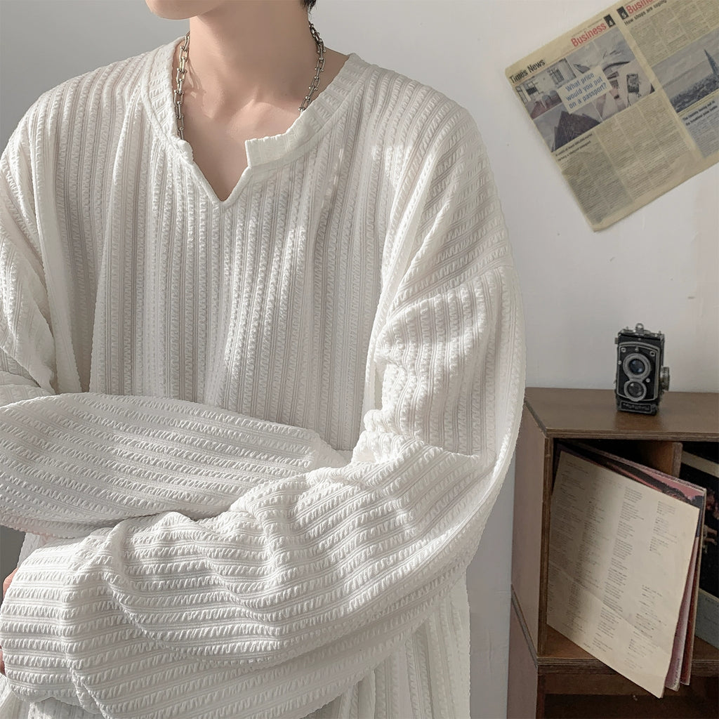 Textured Plissé V-Neck Long Sleeve Shirt